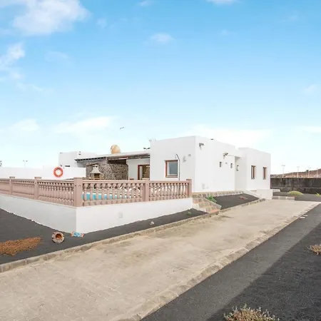 1b Villa Playa Blanca (Lanzarote)
